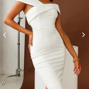 Corrine off shoulder bodycon dress